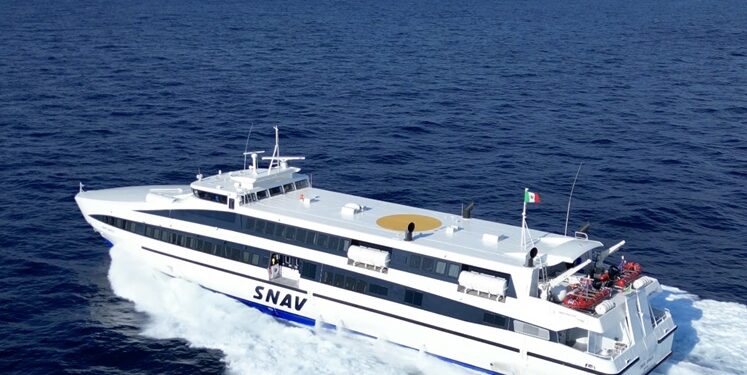 Snav: fino a settembre, partenze da Napoli per le isole Pontine