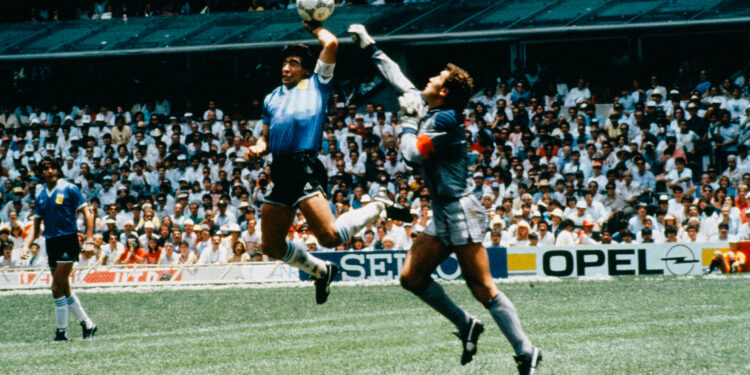 22 giugno 1986, Maradona: “La mano de Dios” e il gol del secolo
