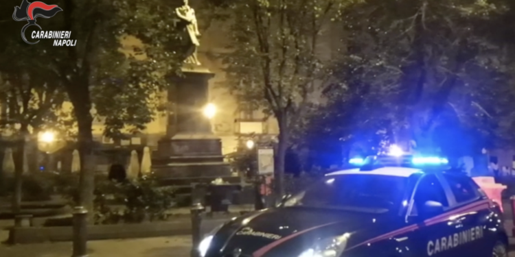 Napoli: Carabinieri nella movida del centro storico. Pusher arrestato a Piazza Bellini, è il 18° da inizio anno