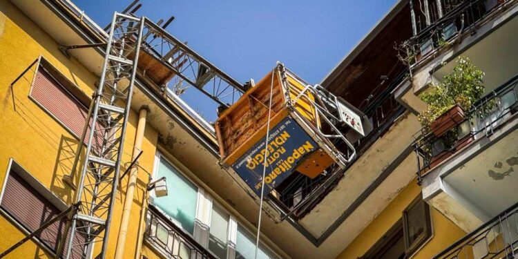 Napoli piange Ciro, Luigi e Vincenzo: chi erano i tre operai morti sul lavoro