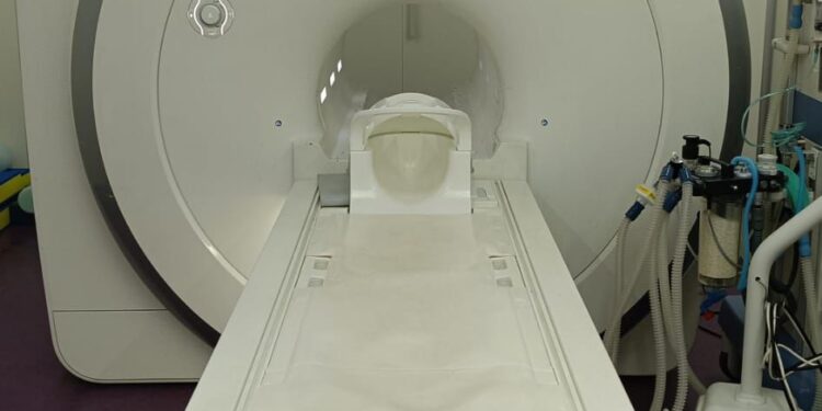 ASL Napoli 1 Centro: abbattute le liste d’attesa in Neuroradiologia all’Ospedale del Mare