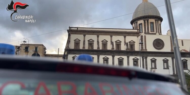 Napoli: Porta Capuana, la storia minacciata dal degrado. I controlli dei Carabinieri