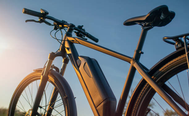 Pubblica video dopo il furto della e-bike: rischia una denuncia per diffamazione