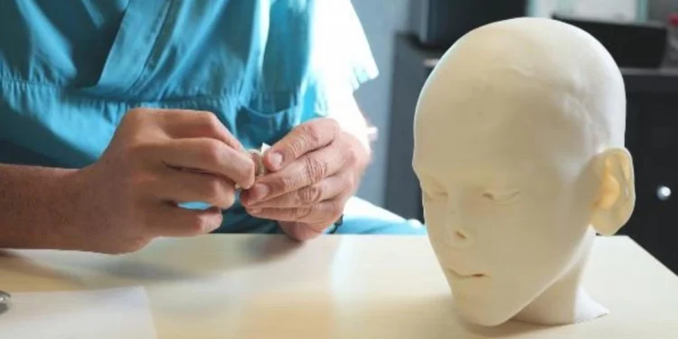 Intervento record al Bambin Gesù: ricostruiti in 3D naso e labbro a un bimbo morso da un animale