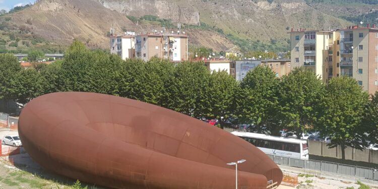 Napoli, la nuova stazione della metro Monte Sant’Angelo firmata da Anish Kapoor