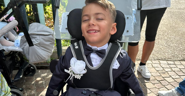 Gennaro, bambino affetto da una malattia rara: una raccolta fondi per ridargli una vita normale