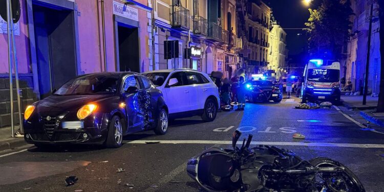 Torre del Greco, incidente mortale nella notte: perde la vita una 22enne