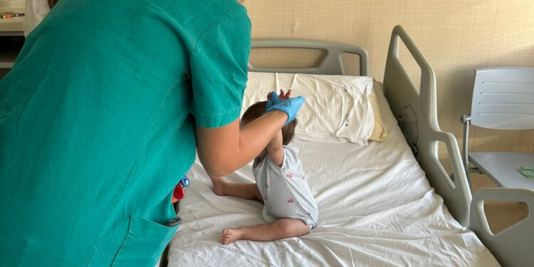 Accolto al Santobono di Napoli piccolo paziente dalla Striscia di Gaza