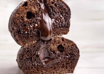 Cuore caldo: è Zio Rocco l’inventore del lievitato ispirato al tortino al cioccolato Anni ’80 che piace in tutta Italia