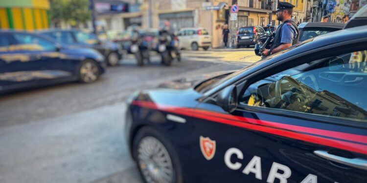 Barra, controlli a tappeto: denunce, sequestri e furto in chiesa