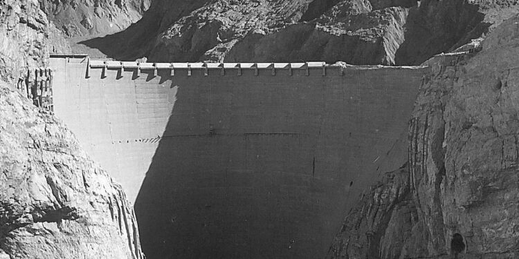 9 ottobre 1963, il disastro del Vajont: la tragedia che segnò per sempre l’Italia