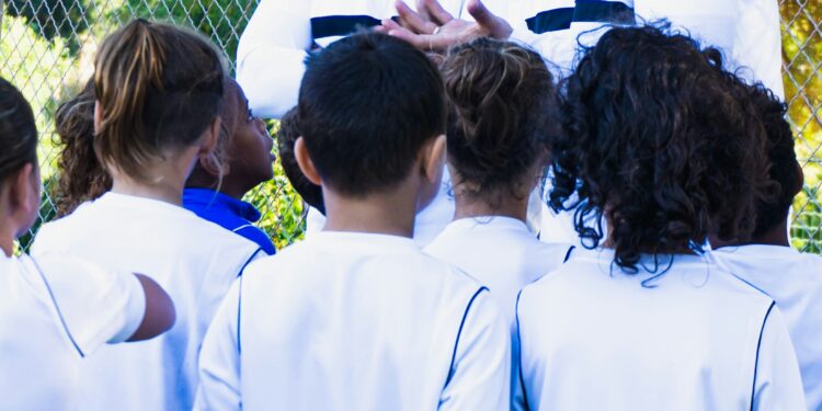 Allenare i giovani: l’importanza di insegnare la tecnica nei primi anni 