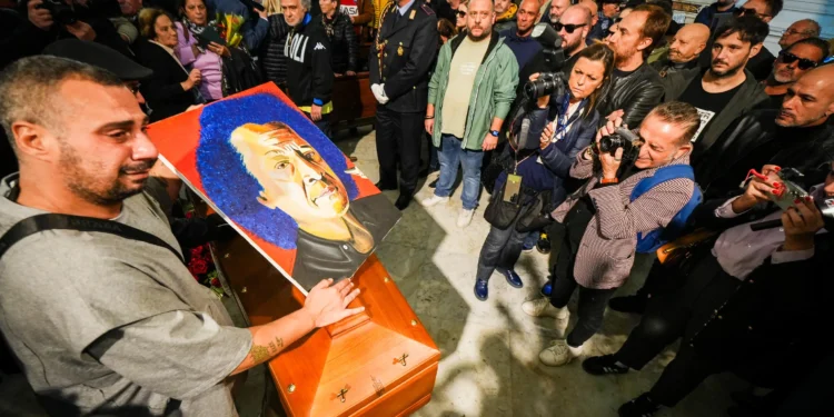 Napoli saluta James Senese: l’ultimo applauso al maestro del “Neapolitan Power”