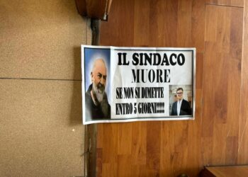 “Il sindaco muore se non si dimette entro cinque giorni”: minaccia choc a San Giuseppe Vesuviano