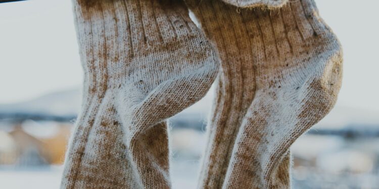 Calzini bucati: come riutilizzarli, idee e suggerimenti originali