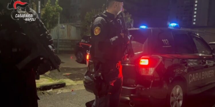 Maxi blitz antimafia nel Nolano: 44 arresti tra estorsioni, scommesse illegali e condizionamento politico