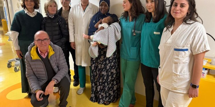 “Help me”: la mail che ha salvato la vita di un bambino di 13 mesi da una cardiopatia grave
