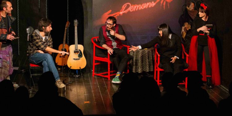 Buona la prima al Teatro Arcas con il progetto Demons live show di Maldestro