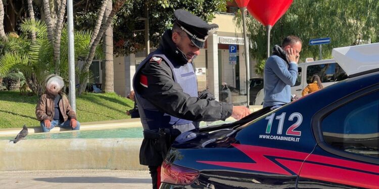 Torre del Greco, telecamere della videosorveglianza danneggiate a pallonate: denunciate nove persone