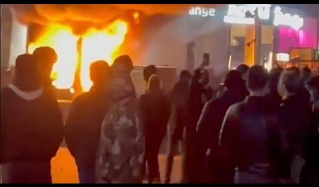 Proteste in Iran: Potrebbero essere oltre 30mila i morti in 48 ore di repressione