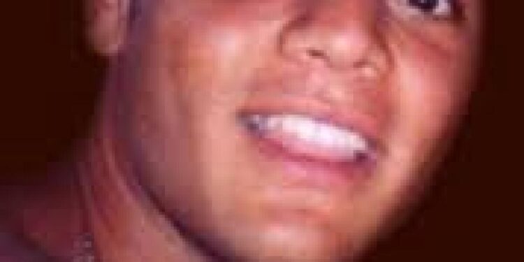 Napoli, 15 febbraio 2004: ucciso per uno sguardo, la tragica morte di Francesco Estatico