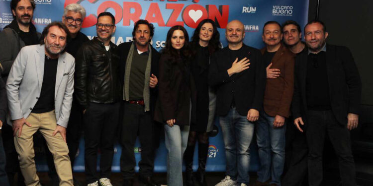 “Mi batte il corazon”, boom d’incassi per il film di Peppe Iodice: primo tra gli italiani e miglior media assoluta all’esordio