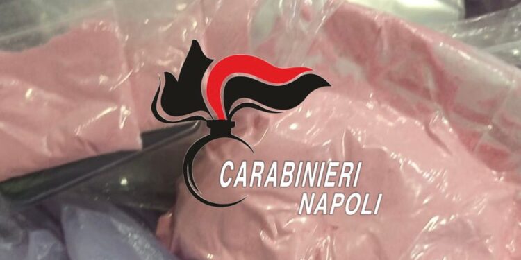 Napoli, cocaina rosa in casa: arrestata pusher incensurata, sequestrata droga per 100mila euro