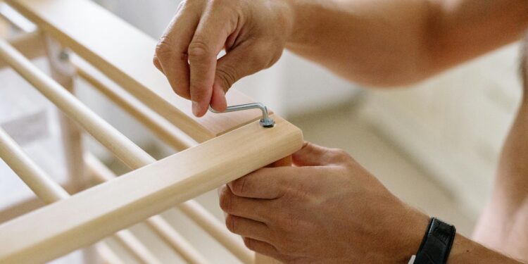 Montaggio mobili: informazioni e consigli