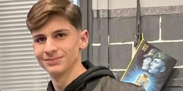 A Ponticelli regnano omertà e silenzio all’indomani dell’omicidio del 20enne Fabio Ascione