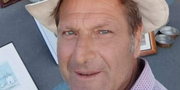 Luigi, 52enne napoletano morto dopo aver mangiato un panino in Calabria: la famiglia diffonde gli ultimi audio