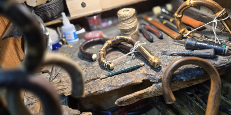 A Napoli nasce il “Mario Talarico Museum – The Lord of the Umbrellas”, museo dedicato alla storia dell’ombrello artigianale partenopeo