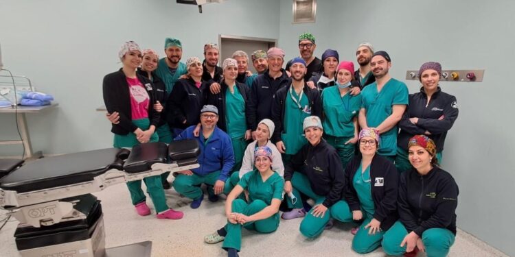 Ospedale del Mare, eccellenza in chirurgia mammaria: arriva innovazione mininvasiva per il tumore al seno