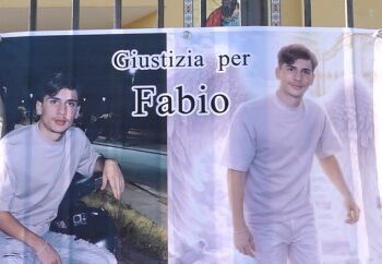 Ponticelli, le testimonianze degli amici: “Quel colpo partì per errore, Fabio morì davanti a tutti”