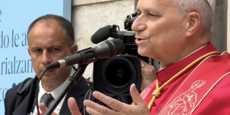 Papa Leone a Napoli: “Contro la malavita serve uno Stato presente”. L’abbraccio di 70mila fedeli