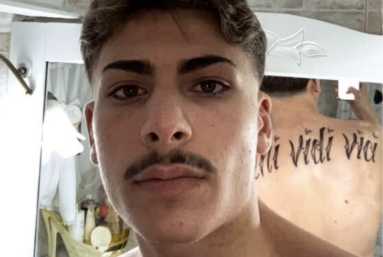 Lorenzo Spasiano ucciso sotto casa a Miano: operaio di 21 anni assassinato con un colpo al torace