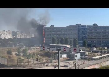 Incendio all’Ospedale del Mare: “Intervento rapido ha evitato conseguenze peggiori”