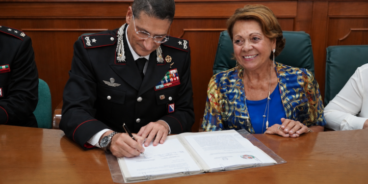 Napoli, percorsi di sostegno personalizzati per le vittime di violenza: protocollo tra Carabinieri e CO.TU.LEVI.