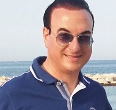 Otranto, muore dopo aver salvato i figli gemelli in mare: il sacrificio di un papà eroe