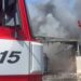 Vasto incendio in un deposito di materiale elettrico e idraulico nel napoletano: Arpac monitora l’aria