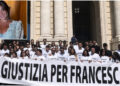 Morte di Francesca Tucci, flash mob davanti al Cardarelli. L’ospedale: «No ai processi sui social»