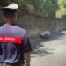Pozzuoli, enorme masso si stacca dalla montagna e travolge un’auto: illesa una coppia, trasferita in ospedale