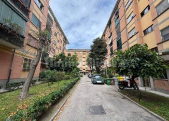 Ponticelli, donna di 58 anni trovata morta in casa: indagini in corso