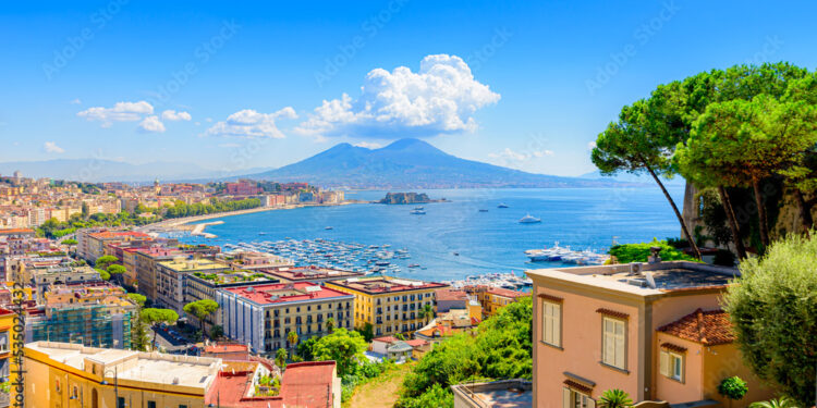Dieci cose che forse non sai su Napoli: storia, curiosità e segreti della città