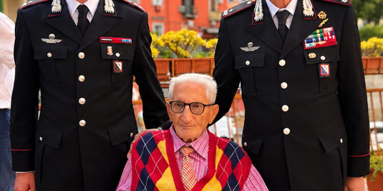 Napoli, 102 anni per il brigadiere Giuseppe Mele: oltre 35 anni nell’Arma dei Carabinieri