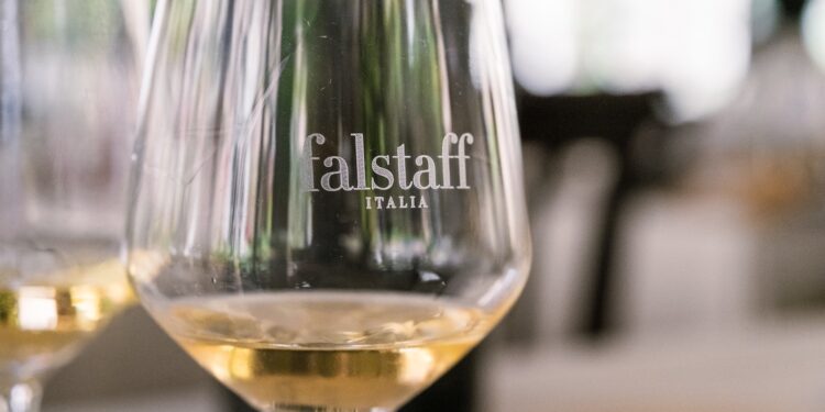 Falstaff Sparkling Party, il 6 ottobre Napoli diventa la capitale delle bollicine