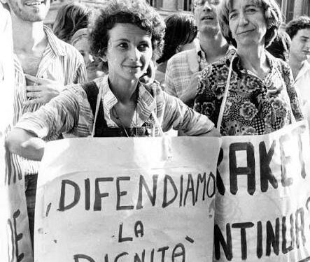 Emma Bonino, le battaglie per le donne: dall’aborto clandestino alla lotta contro le mutilazioni genitali