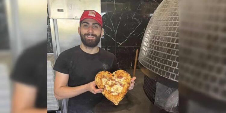 Napoli, cade dallo scooter e muore a 26 anni: forse era in fuga dopo una rapina