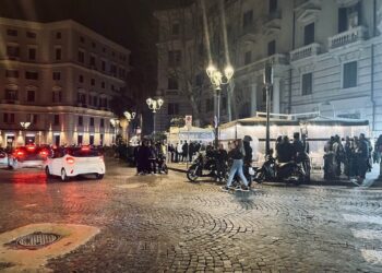 Vomero, pestato dal branco per difendere le figlie: tra gli identificati anche i figli di due poliziotti