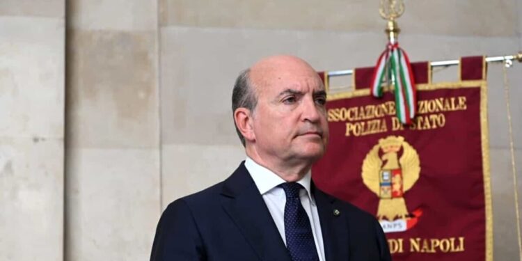 Maurizio Agricola promosso Prefetto: lascia la Questura di Napoli e va a Castel Volturno
