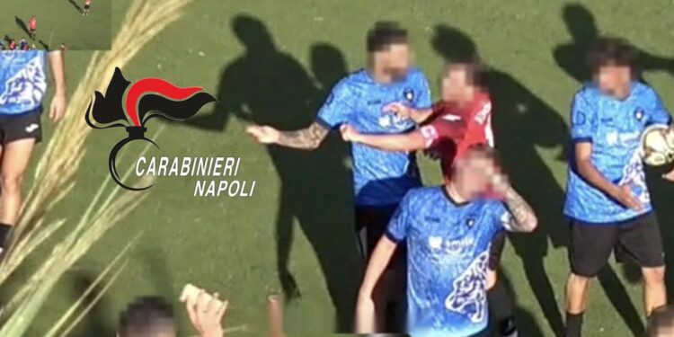 Ischia, arbitro 19enne colpito alla tempia da un mattone: 12 denunce